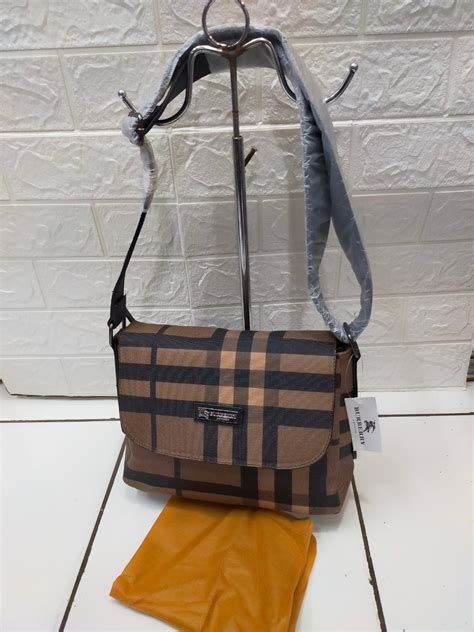 model tas burberry terbaru|10 Rekomendasi Tas Burberry Terbaik (Terbaru Tahun 2024).